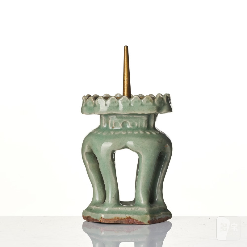 A rare celadon lamp, - 图4